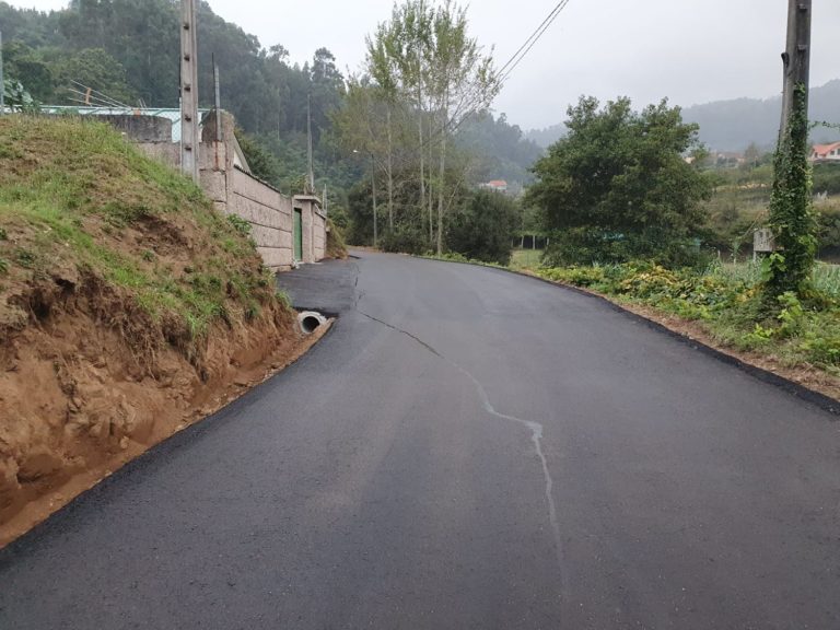 Executada a mellora de camiños rurais municipais en tres lugares da parroquia de Chenlo