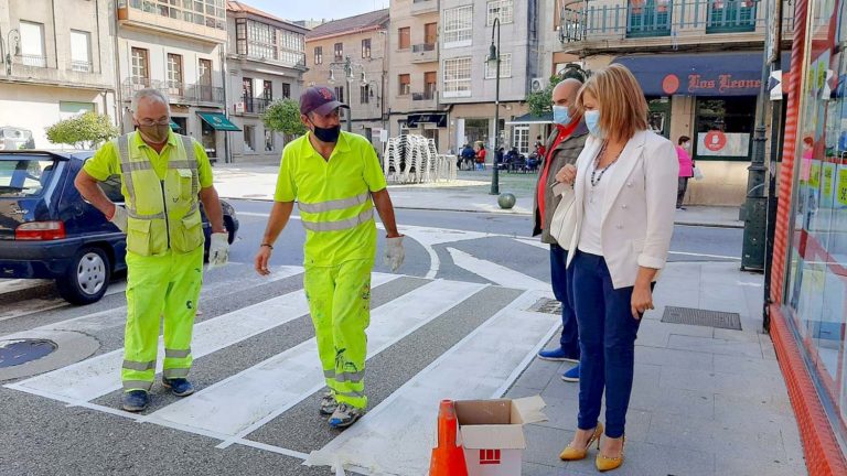 Repintado da sinalización horizontal no casco urbano de Redondela