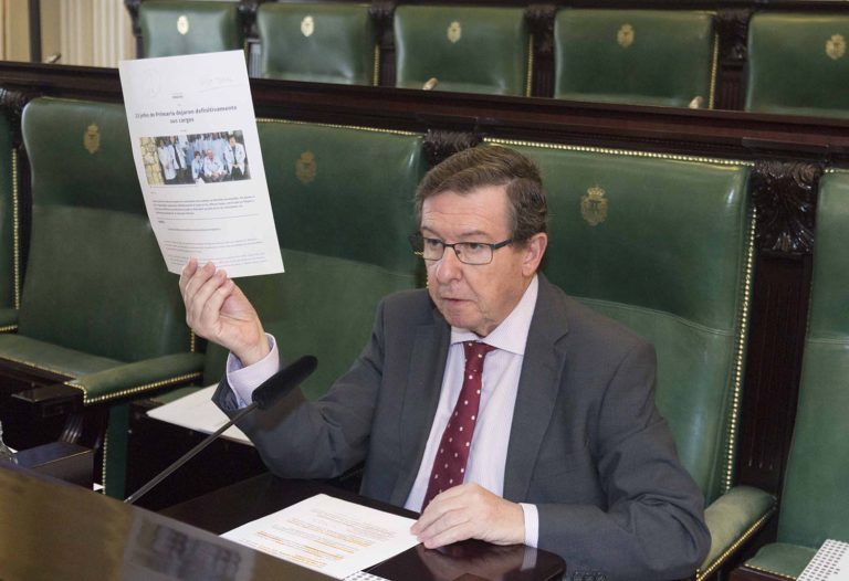 O PP vota en contra, no Pleno da Deputación, dunha moción na que urxe á Xunta a reforzar os centros de saúde