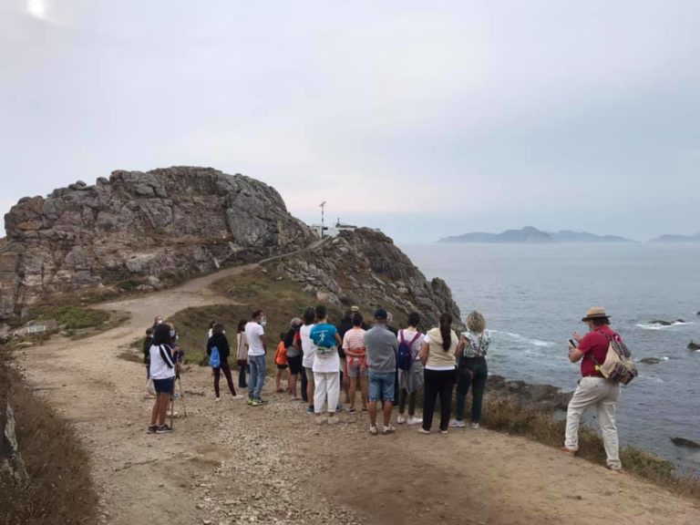 Máis de 400 persoas coñeceron este verán a riqueza natural de Nigrán a través das rutas guiadas polos sendeiros do municipio