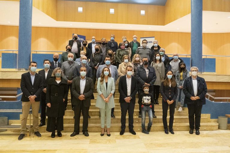 O Concello de Tui e o IKFEM agradecen con música aos voluntarios da COVID-19 o seu labor