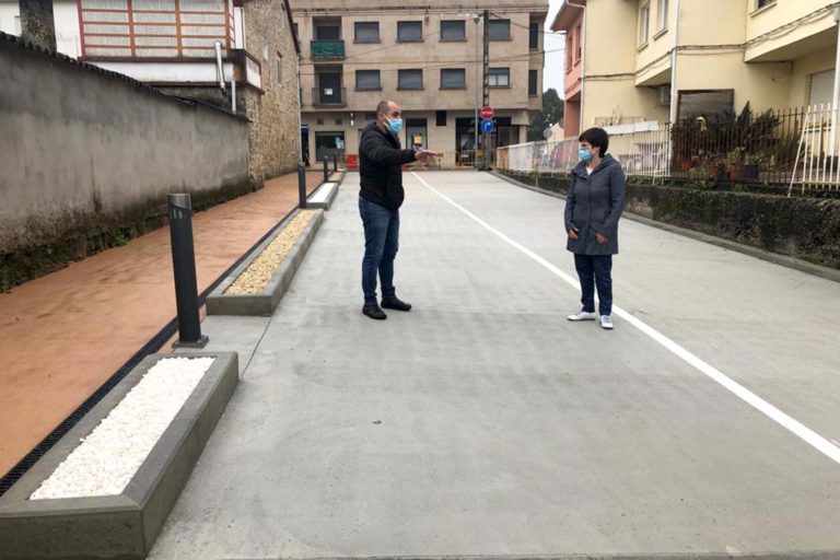 O Concello do Rosal inaugura a remodelación do acceso ao aparcamento Xulio Sesto