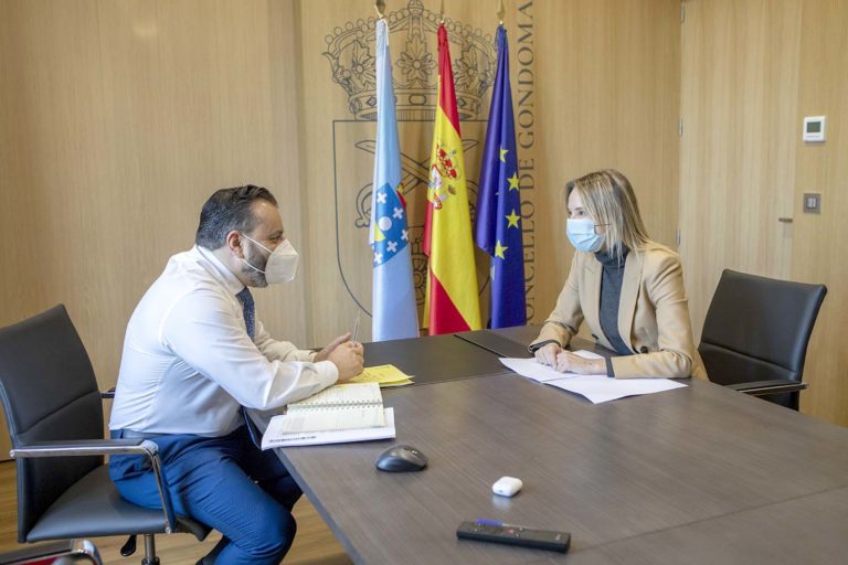 A delegada territorial da Xunta en Vigo, Marta Fernández-Tapias realiza unha visita institucional a Gondomar