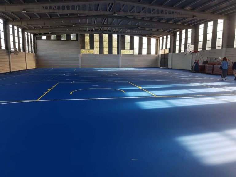 O Porriño cambiará a cuberta do polideportivo do CEIP Plurilingüe de Atios