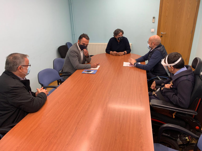 Concello e COGAMI debaten sobre a creación dunha Comisión Municipal de Accesibilidade