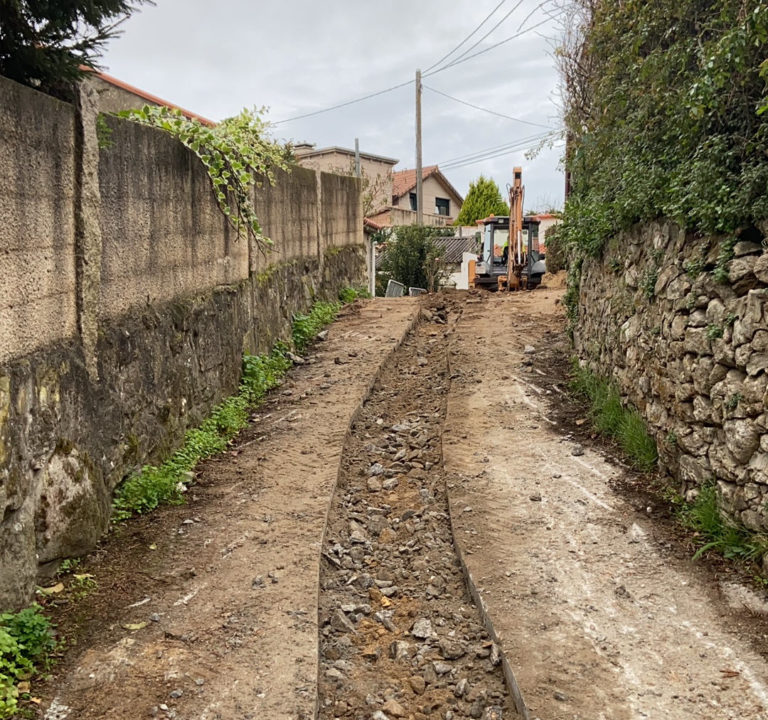 Nigrán dota de rede de saneamento a un camiño do barrio de Sanromán, en Priegue