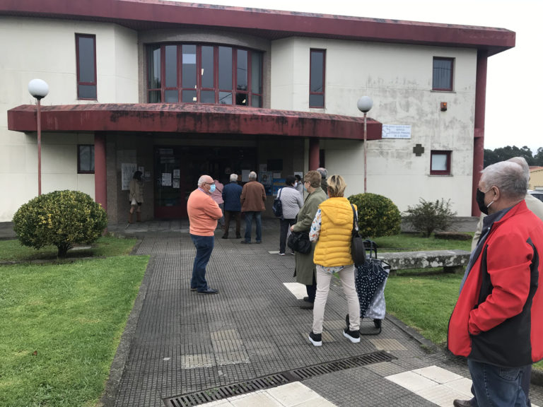 O alcalde Antonio Lomba faise escoitar no Parlamento de Galicia