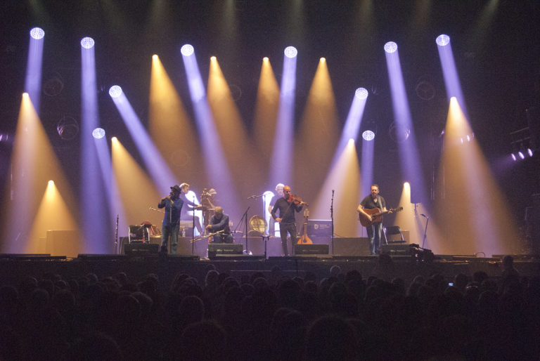 O concerto do grupo Milladoiro no Teatro Municipal de Tui retransmitirase en directo en tui.gal