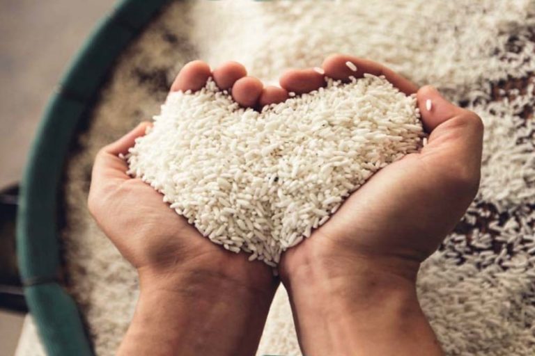 A Asociación Xabriña de Mondariz, pon en marcha unha campaña de recollida de alimentos en colaboración cos establecementos da vila