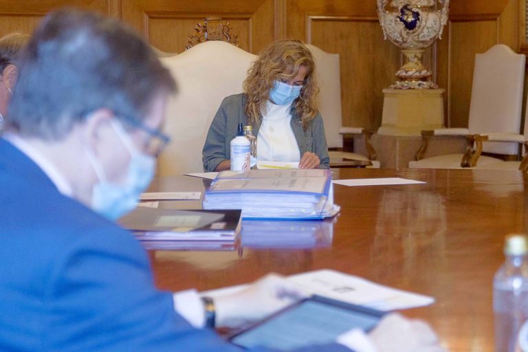A Deputación destina preto de 100.000 euros en axudas a 24 asociacións para a posta en marcha de actividades de carácter turístico
