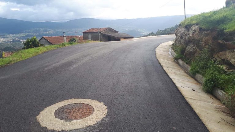 Rematadas as obras de mellora no camiño de Pedreira na parroquia de Cabeira, Arbo