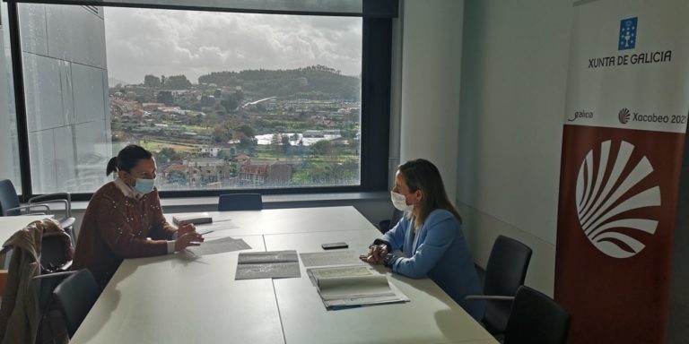 Reunión entre a alcaldesa de Salvaterra de Miño e a conselleira de Infraestruturas