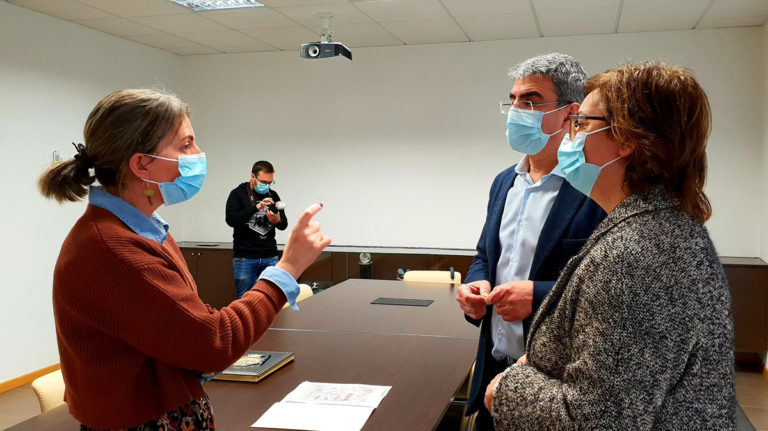 Luisa Piñeiro reafirma a “máxima colaboración” da Xunta co Concello da Guarda