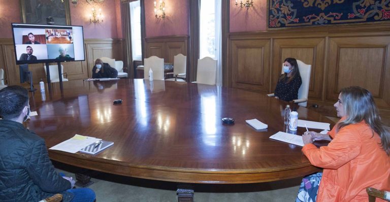 Carmela Silva achégase ás “experiencias enriquecedoras” de tres estudantes no estranxeiro do programa ‘Erasmus+Practicum Depo’