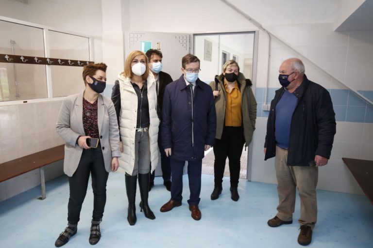 Redondela acondiciona o campo de fútbol do Viso, incluíndo un vestiario para árbitras, nunha completa reforma con cargo ao Plan Concellos