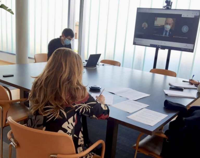 As deputacións da Coruña, Lugo e Pontevedra esixen a Feijóo maior apoio á hostalería e comercio “tras nove meses de esforzo do mundo local sen ter recursos nin competencias”