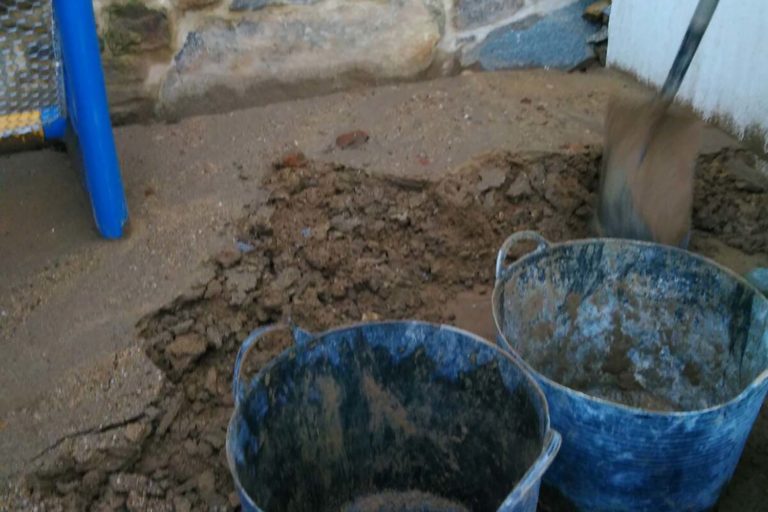 O Concello de Redondela arranxa, en menos de 24 horas, os problemas causados pola tormenta no Colexio Igrexa