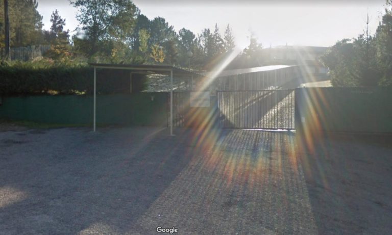 A ANPA do CEIP Santiago de Oliveira de Ponteareas urxe á Xunta a construción dun ximnasio e do comedor escolar