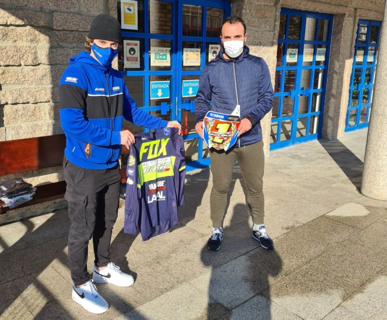 Yago Martínez, campión de España sub 18 de motocross por segundo ano consecutivo, agradeceu o apoio do Concello do Porriño