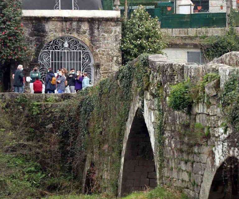 Alumnado do CIFP A Granxa de Ponteareas participa nunha visita guiada polo patrimonio cultural do río Tea
