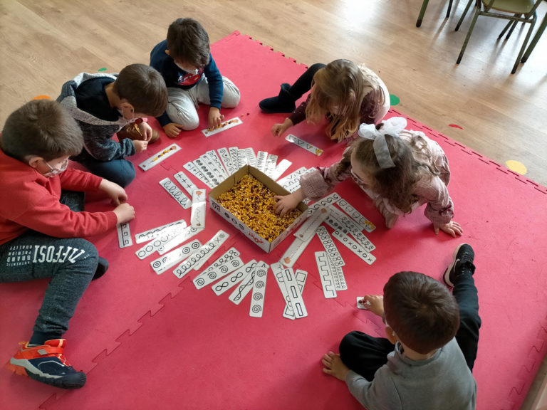 O Concello da Guarda anima ás familias a matricular aos cativos e cativas na Escola Unitaria da Gándara