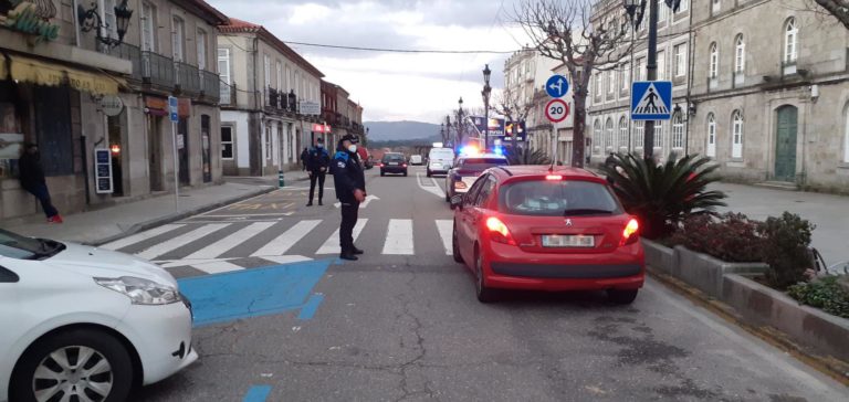 Dous positivos en drogas e dous vehículos sen ITV en vigor detectados pola Policía Local esta fin de semana