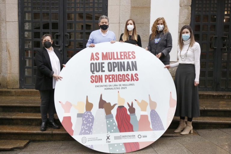 Dezaseis mulleres, doce relatorios e sete horas de debate enchen a edición máis potente do foro ‘As mulleres que opinan son perigosas’