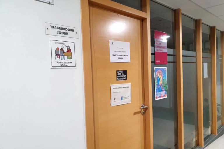 O Concello do Rosal traslada a listaxe das persoas traballadoras do Servizo de Axuda no Fogar para a súa inminente vacinación