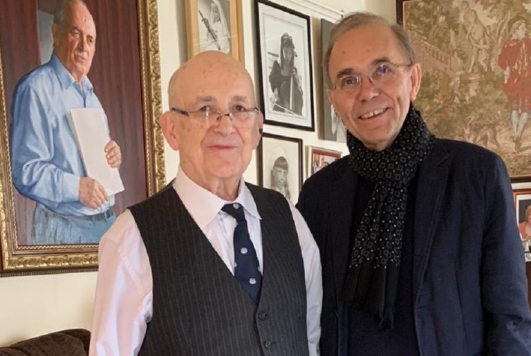 O Concello de Ponteareas apoia a candidatura do Mestre Rogelio Groba aos Premios Princesa de Asturias das Artes
