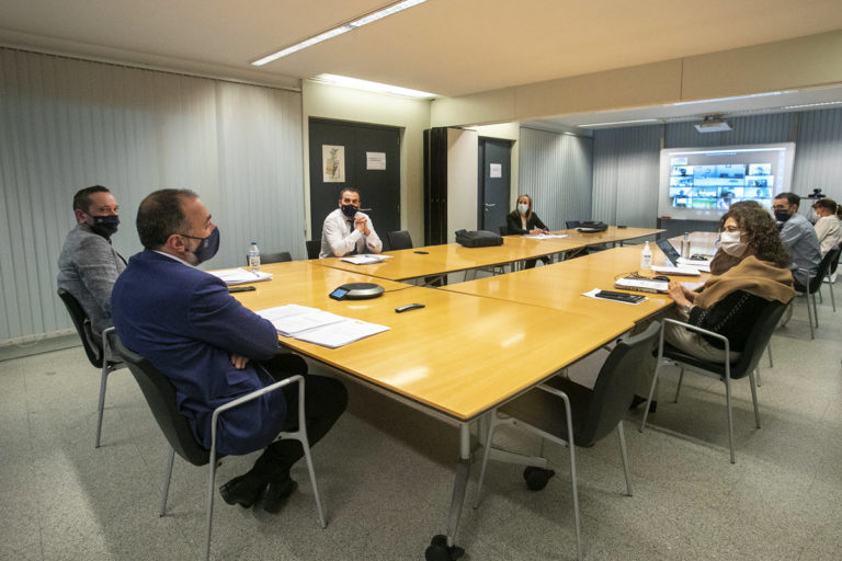 O  Comité clínico establece o nivel alto de restricións no concello de Baiona
