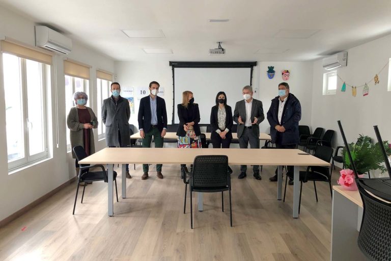 Deputación e Concello de Salceda recuperan a antiga escola de Vendanova para convertela nun centro integral de atención a persoas con Alzhéimer