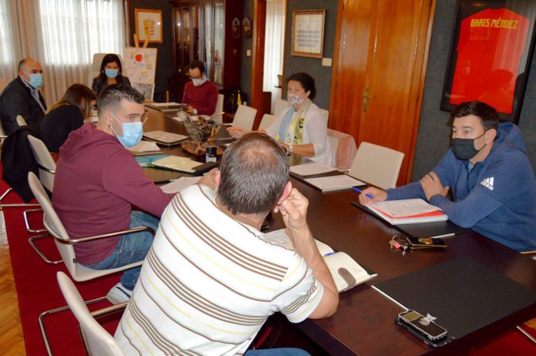 Mos destina máis de 725.000 euros do Plan Concellos a ampliar a rede de saneamento en Petelos e Sanguiñeda e outros proxectos