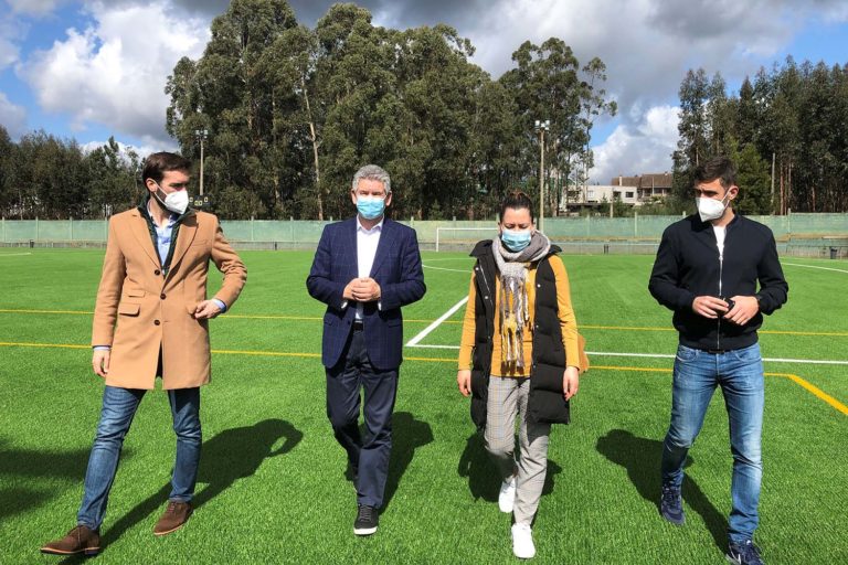 Salvaterra pon a punto as instalacións do campo do Casal e do pavillón de Leirado cunha achega de 240.000 euros da Deputación