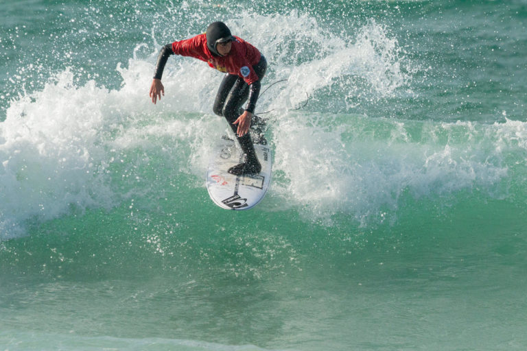 Primeira proba superada con moito surf e boas ondas