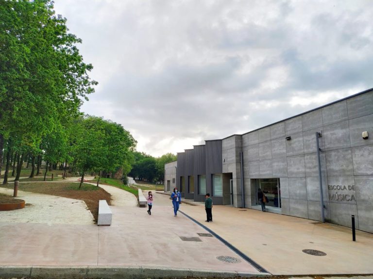 Tomiño reformará a cuberta do Auditorio de Goián e instalará novo equipamento técnico