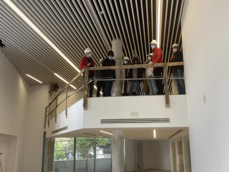 Visita guiada ás obras da nova Biblioteca Municipal de Nigrán para estudantes de deseño de interiores