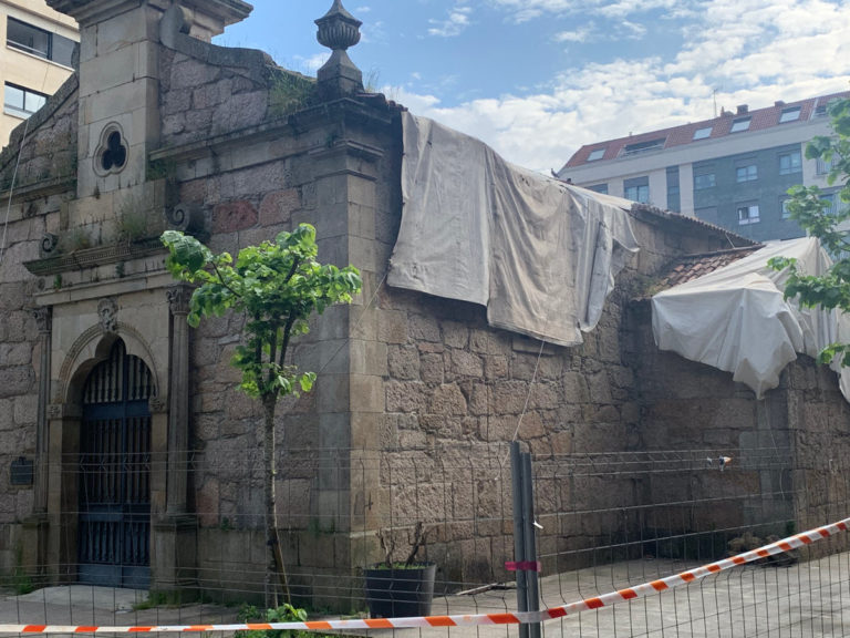 O Porriño solicita que empresas, Bispado e aseguradoras implicadas que cheguen a un acordo para arranxar a Capela do Cristo