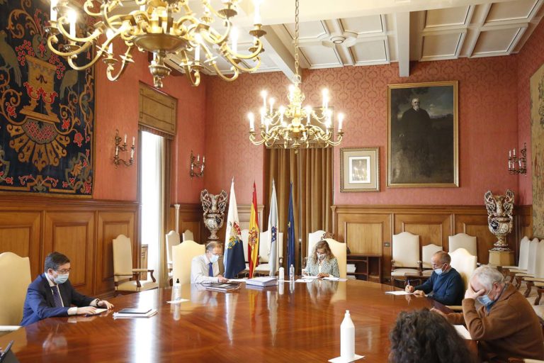 A Deputación aproba o convenio con Salvaterra para cumprir unha “demanda histórica” de mellora da seguridade nos accesos ao colexio de Leirado