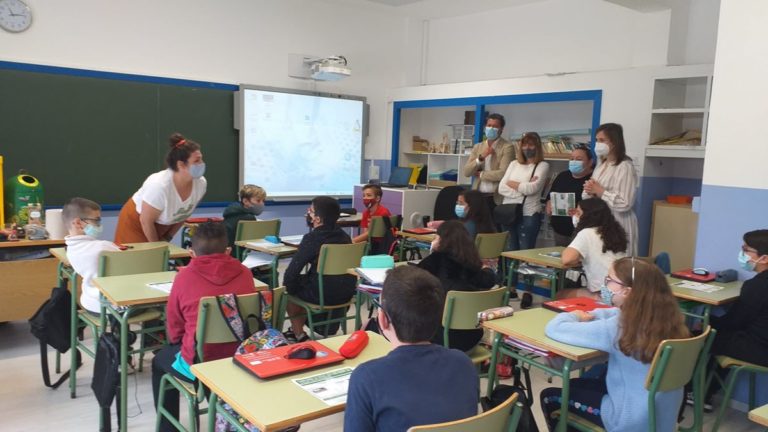 O  Concello de Baiona realiza unha campaña de concienciación sobre reciclaxe nos colexios