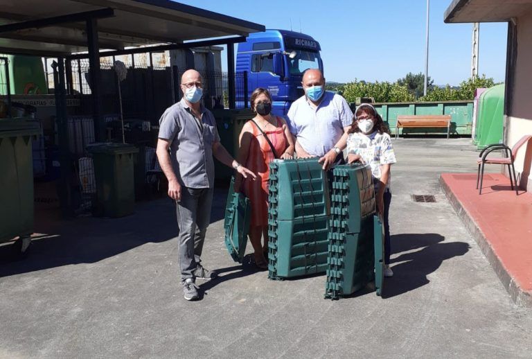 Arbo continúa co programa de promoción do compostaxe doméstico