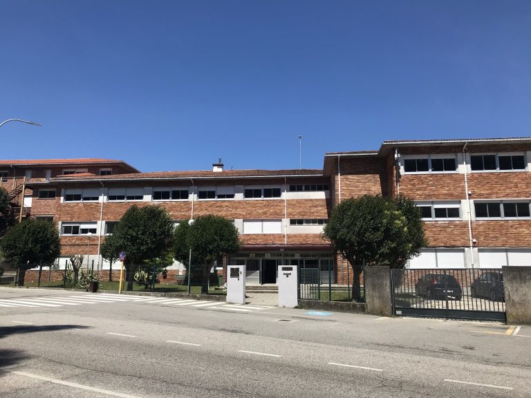 O IES A Sangriña da Guarda retomou hoxe as clases