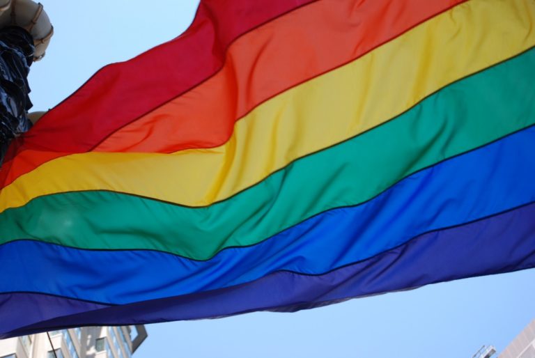 Tui presenta unha programación para loitar contra a LGBTIfobia