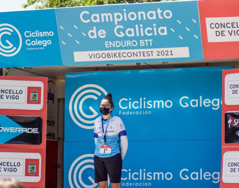 O Pontebike Team ofreceu espectáculo no Campionato Galego de Enduro