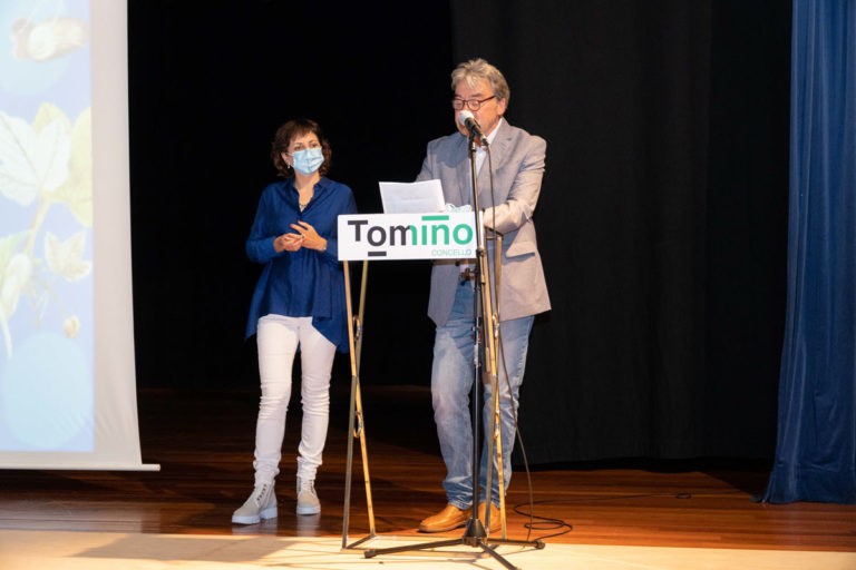 Tomiño homenaxea o labor das traídas de auga veciñais co documental “Da nosa man”