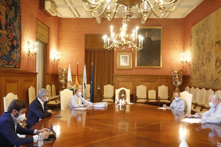 Crecente, Nigrán e Salceda de Caselas entre os beneficiarios da nova liña do Plan Concellos da Deputación