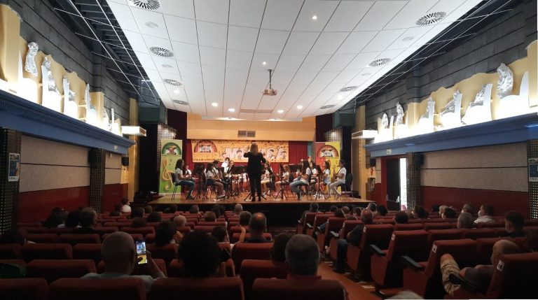 A Escola de Música de Xinzo despide o curso escolar cun magnífico concerto