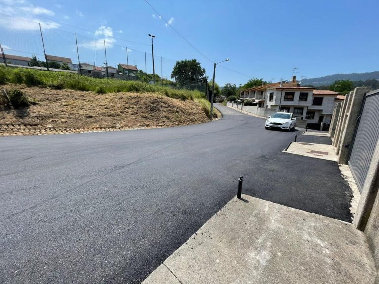 Mos mellora San Rafael con pistas de skate e multideporte, iluminación led e axardinamento