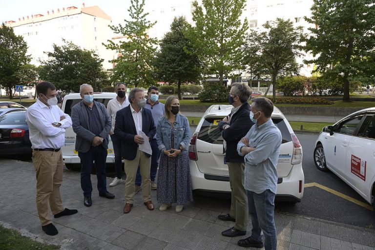 A Xunta amplía a cuantía dos incentivos para a compra de taxis adaptados e de baixas emisións