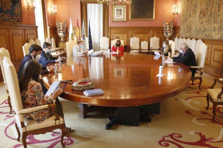 Oito municipios, entre eles Redondela, Salceda, Arbo, A Guarda e Tui, recibirán 1,7 millóns de euros da Deputación