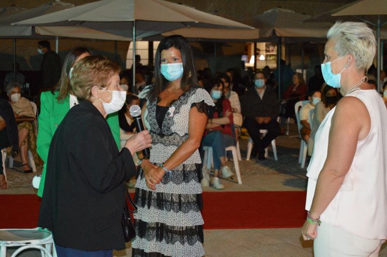 Os exteriores do Pazo de Mos acolleron o desfile e concurso de deseñadores noveis ‘DESFILAMOS’